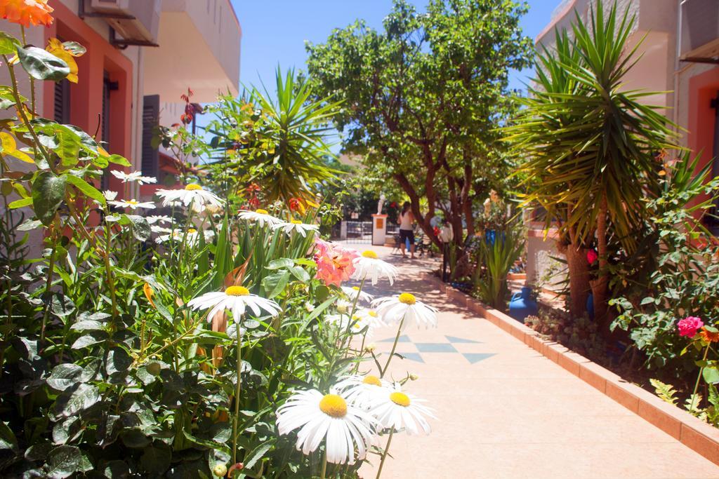 Palmira Apartments มากรีเยียลอส ภายนอก รูปภาพ