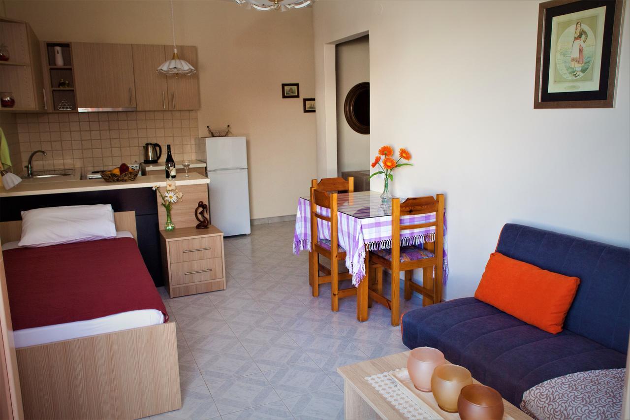 Palmira Apartments มากรีเยียลอส ภายนอก รูปภาพ